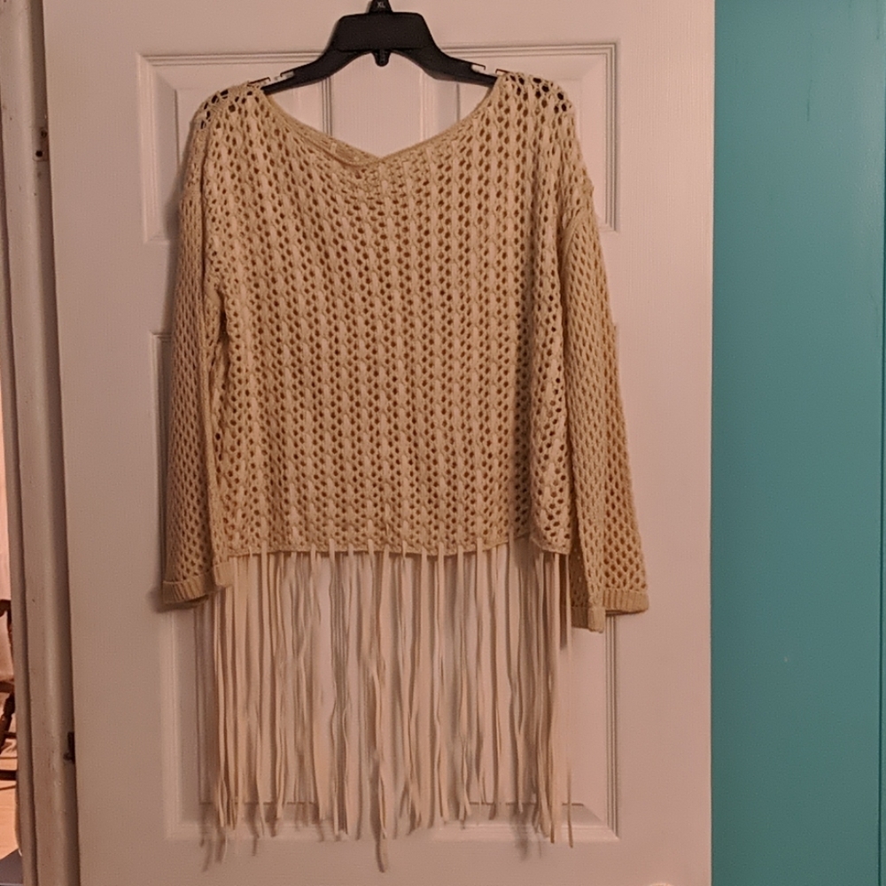 Closet clean out cute fringe top